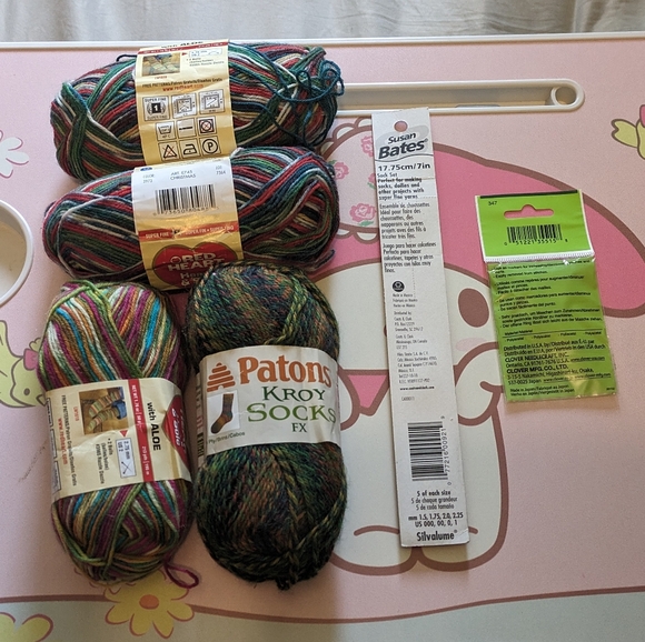 Sock Knitting Bundle of 6, Needles, Yarn, Stitch Markers - Picture 2 of 15